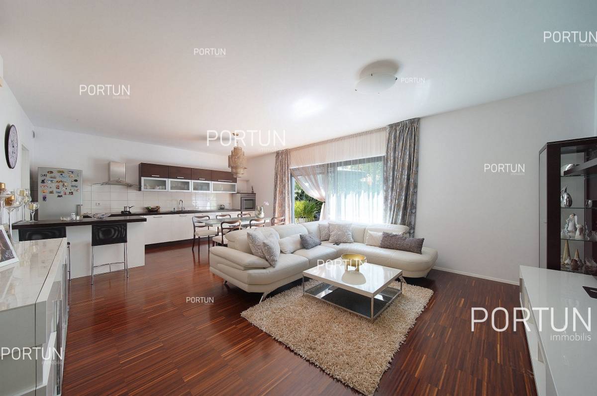 Stan za prodaju-Rovinj-10451-637957377253537212