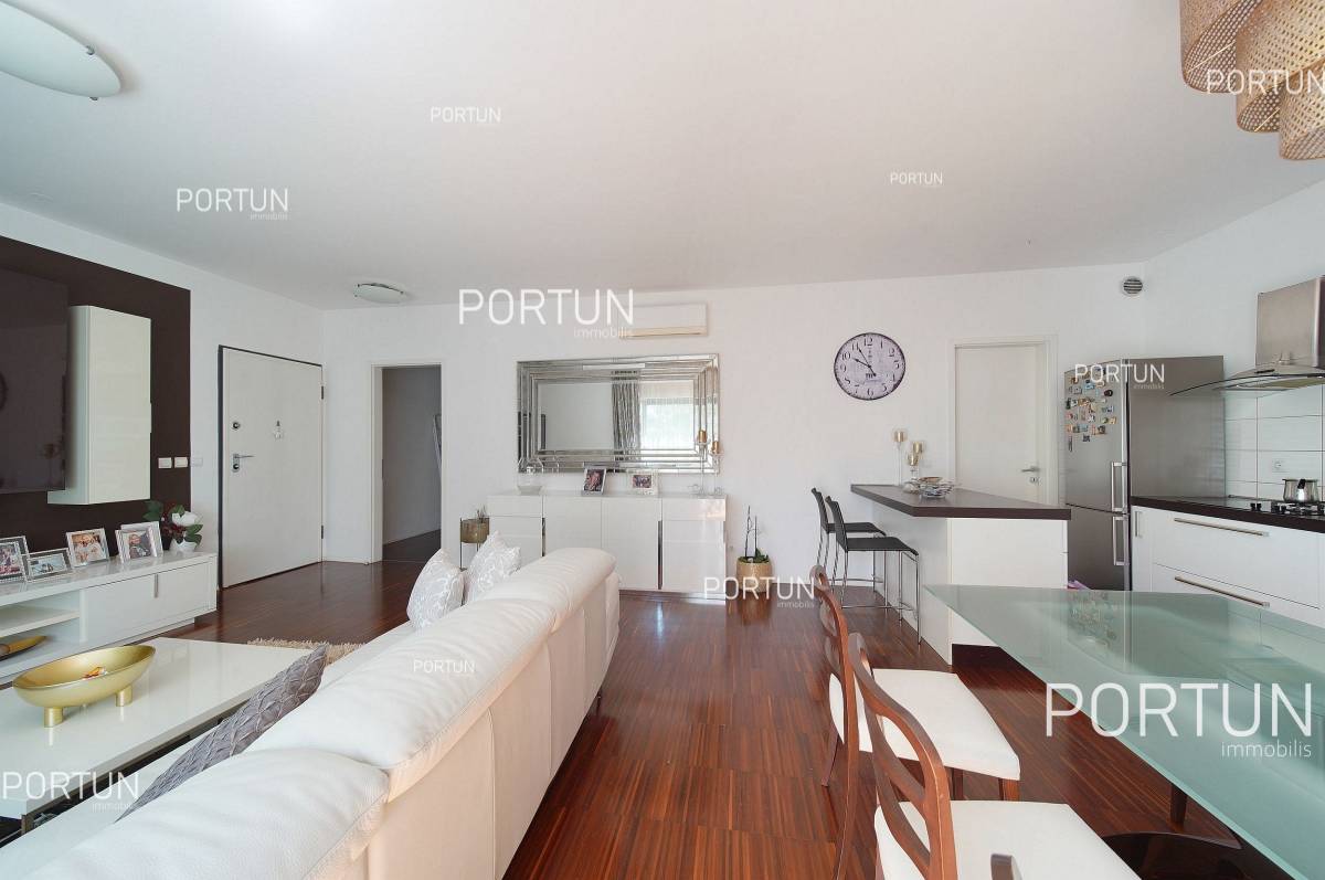 Stan za prodaju-Rovinj-10451-637957377399943409