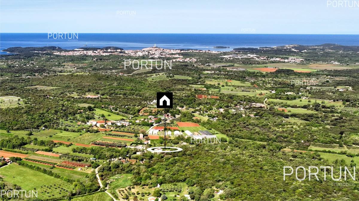 Farm land for sale in Rovinj 40512 01