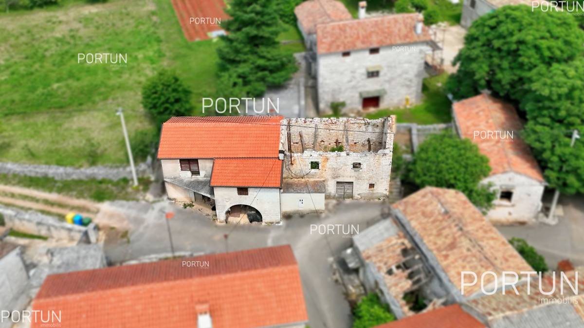 Stone house For Sale Near Tinjan 863 12