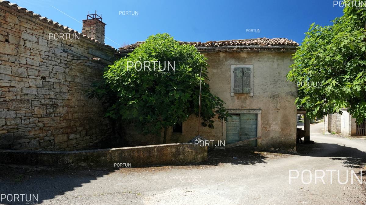 Small stone house in Istria