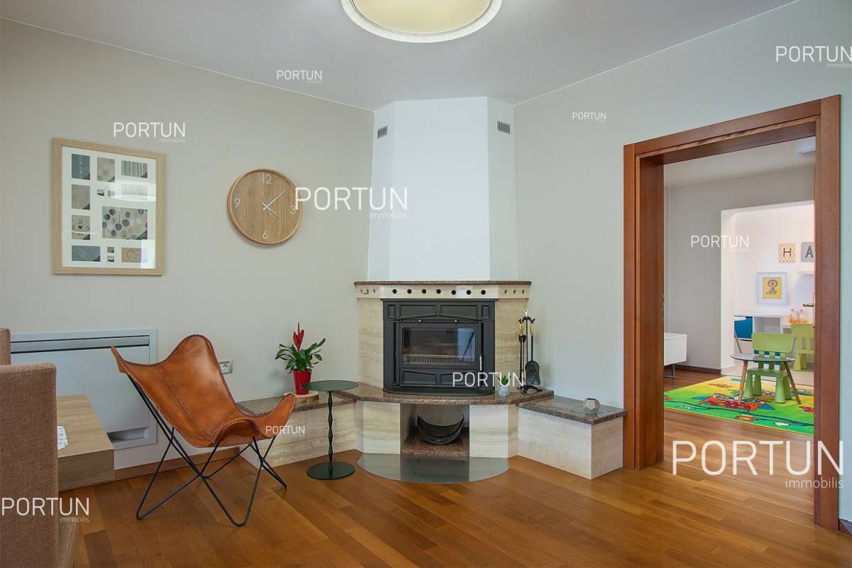 Modern villa with swimming pool close to the beach in Istria  15