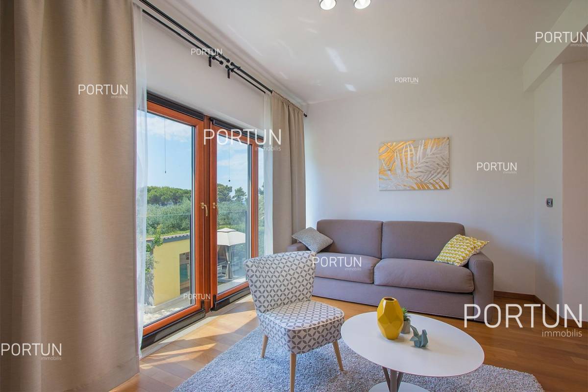Modern villa with swimming pool close to the beach in Istria  28