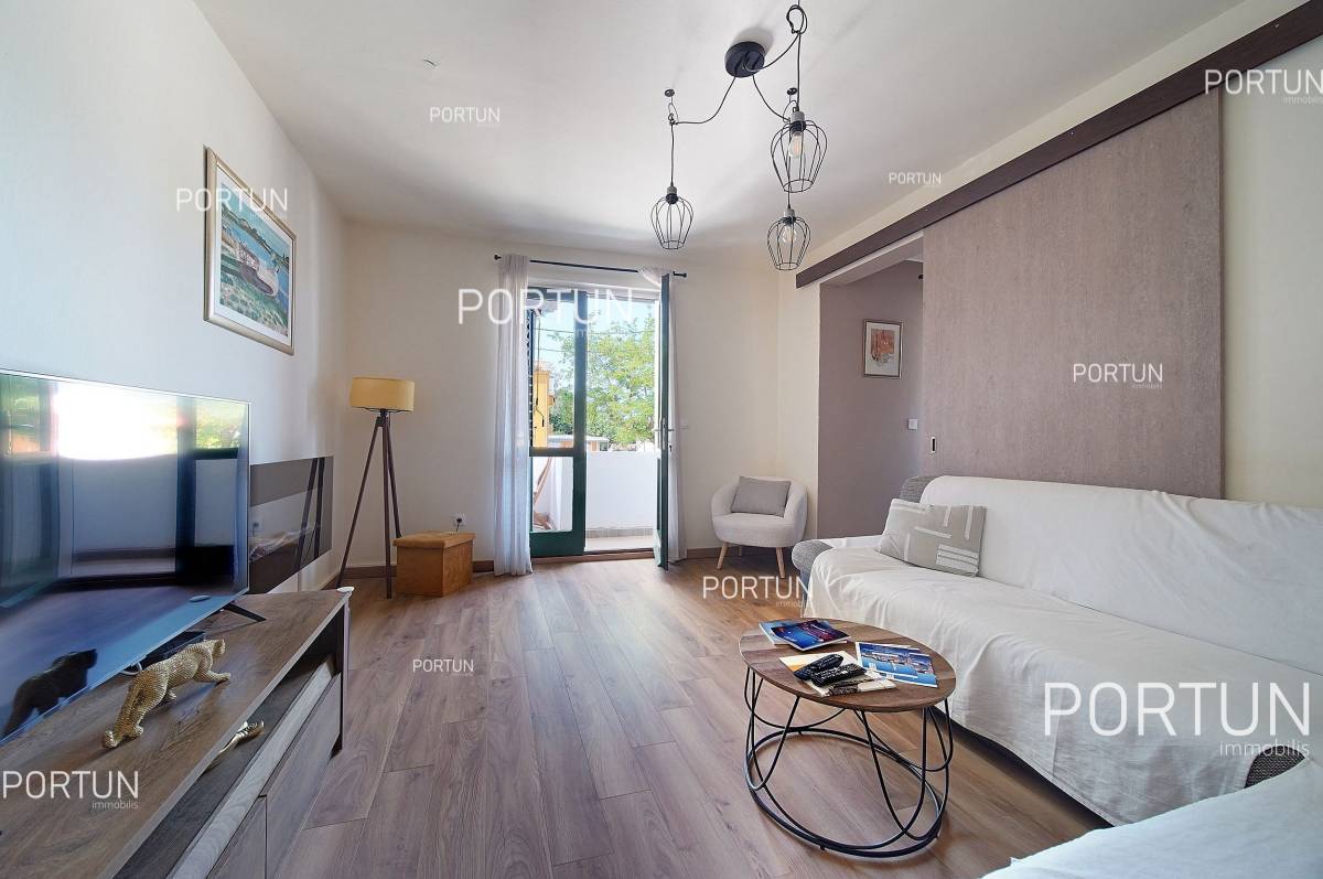 Renovated apartment within walking distance to the center of Rovinj - 10699 001
