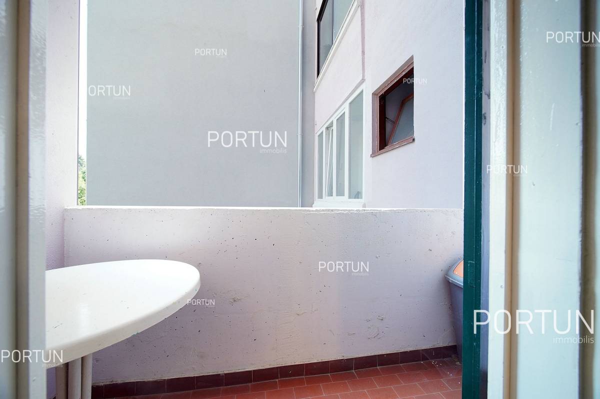 Renovated apartment within walking distance to the center of Rovinj - 10699 017