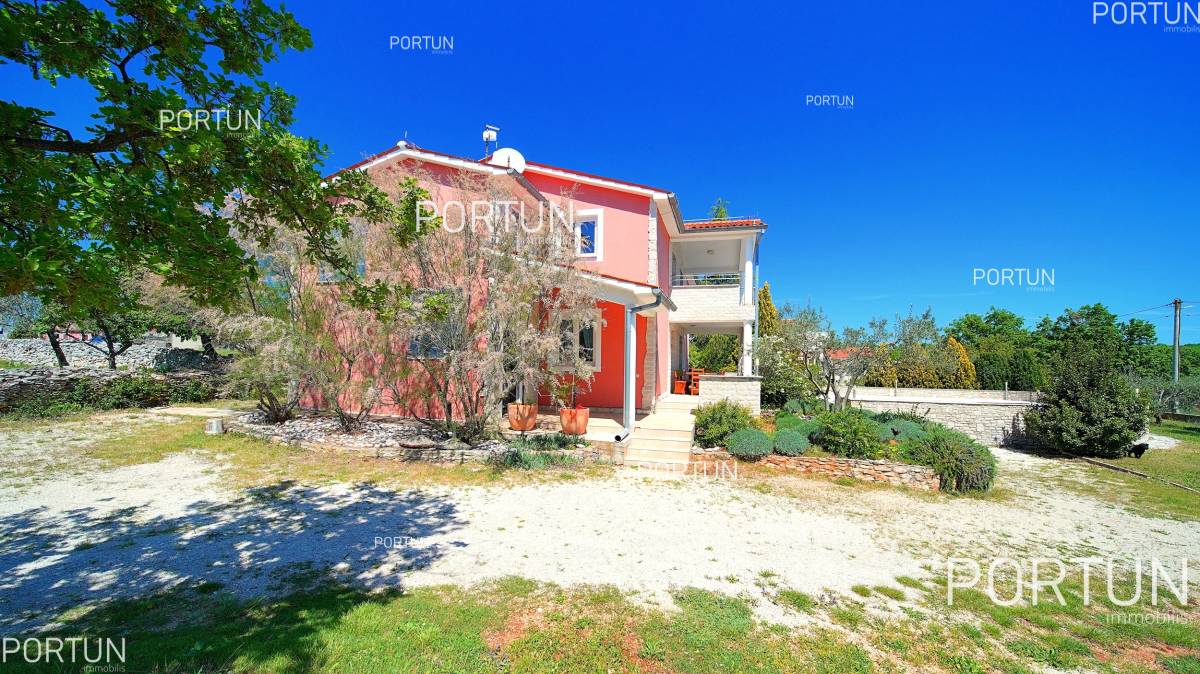 Holiday House with Pool for Sale in Istria 20849  003