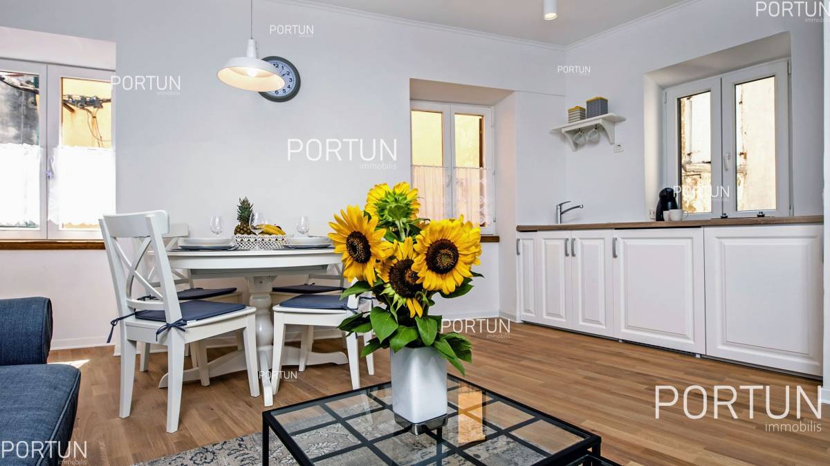 Charming one bedroom apartment in the heart of Rovinj - 10693 001