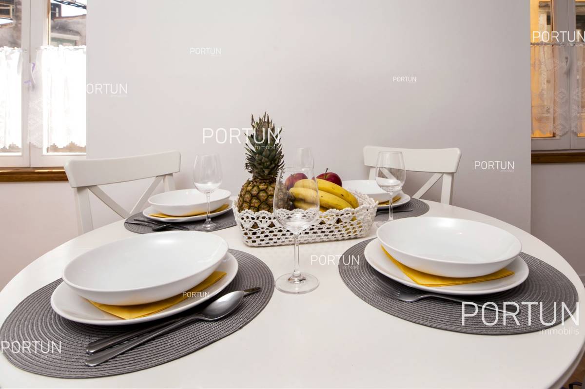 Charming one bedroom apartment in the heart of Rovinj - 10693 012