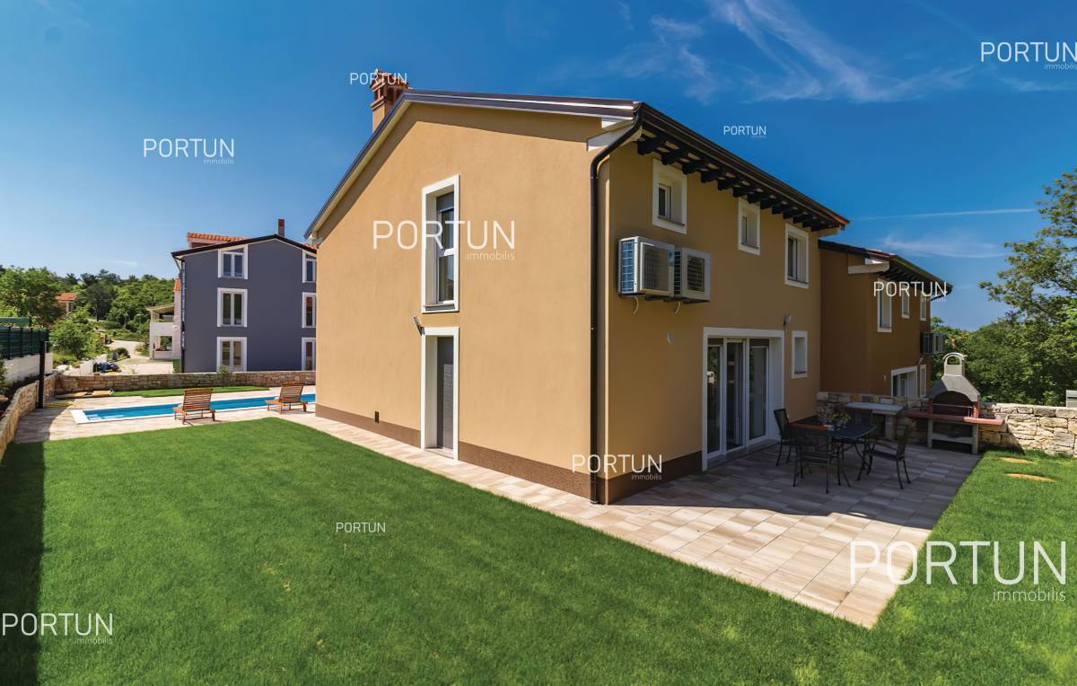 House with swimming pool in the surroundings of Rovinj 20857 005