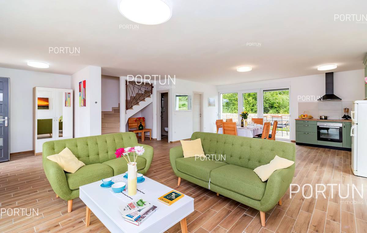 House with swimming pool in the surroundings of Rovinj 20857 009b