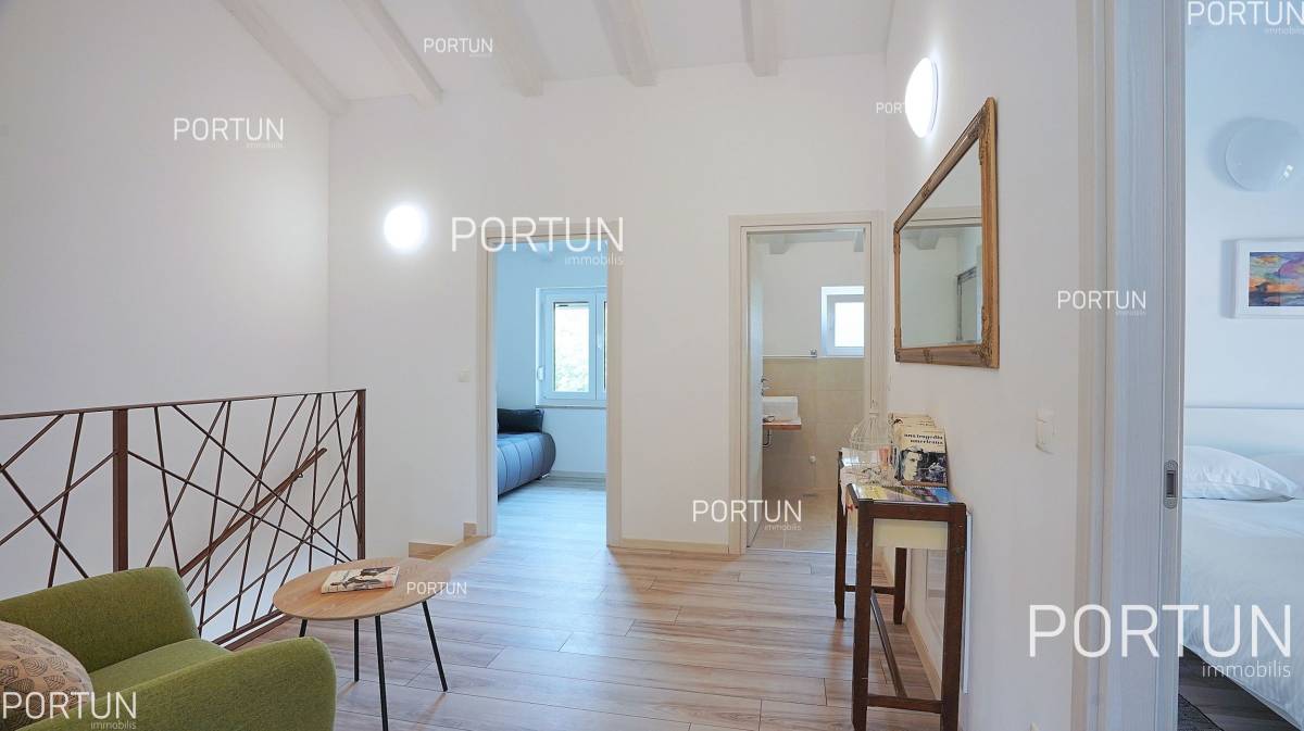 House with swimming pool in the surroundings of Rovinj 20857 014