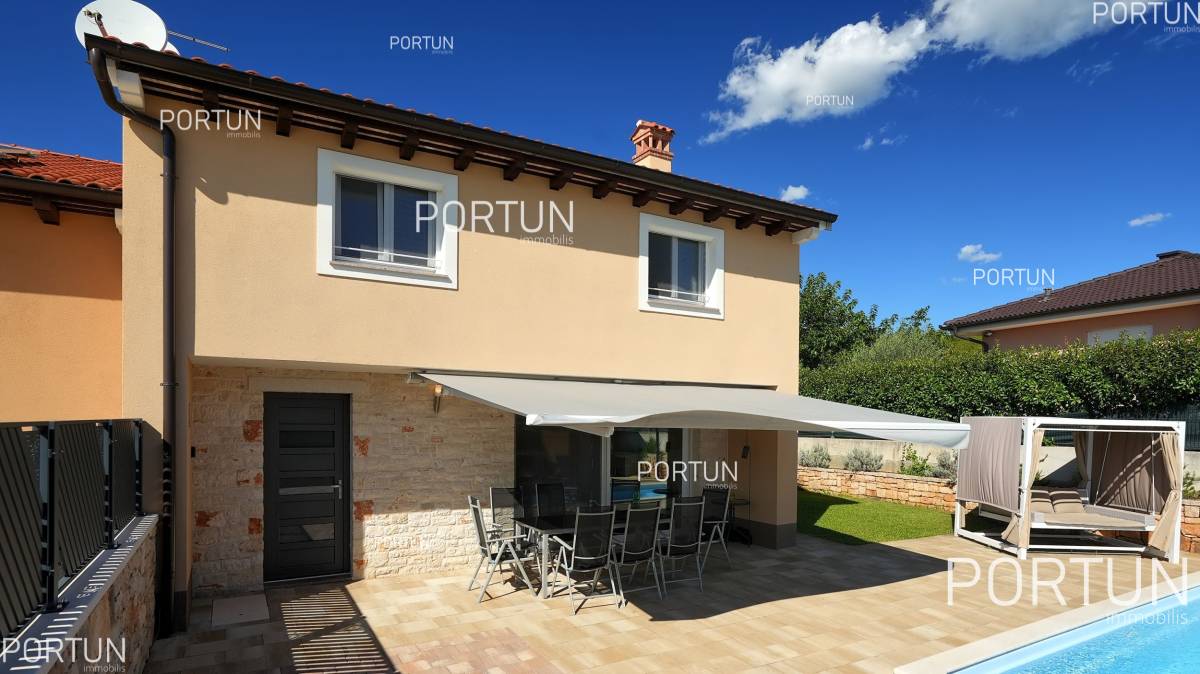 House with swimming pool in the surroundings of Rovinj 20857 024