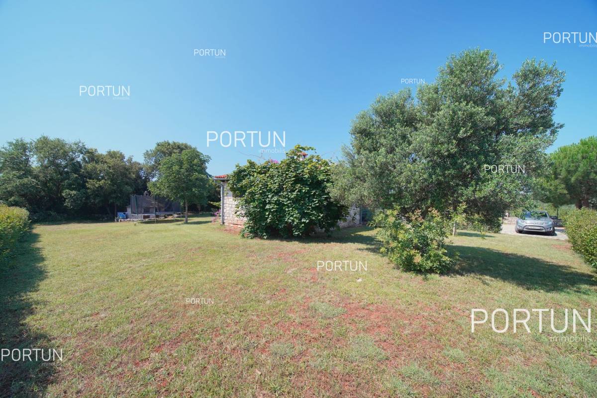 Stone house with pool and a large land in Rovinj - 20861 012
