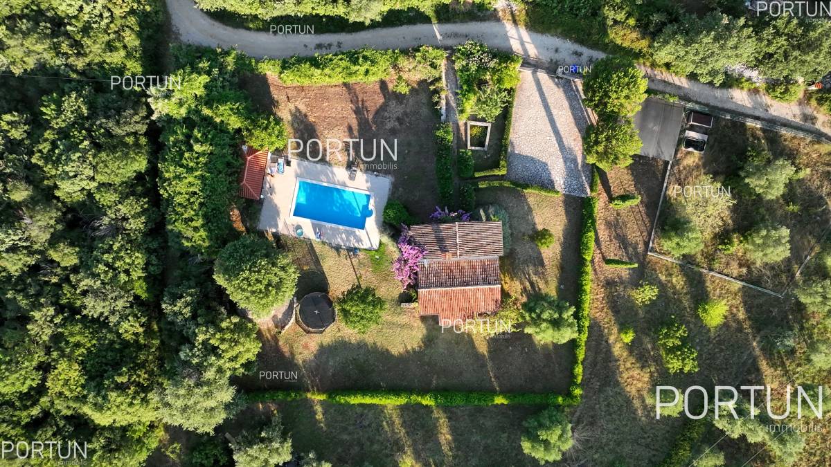 Stone house with pool and a large land in Rovinj - 20861 053