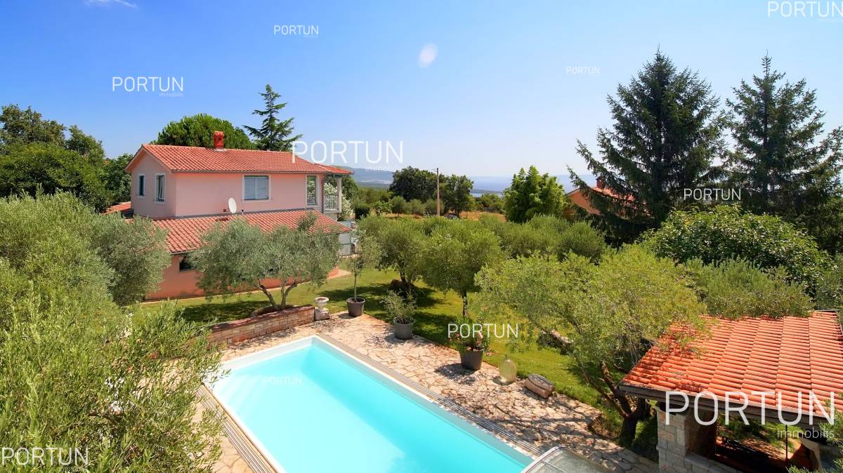 House with 3 apartments and open seaview close to the eastearn seabourne of Istria - 20787 002x