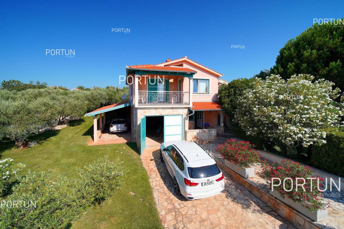 House with 3 apartments and open seaview close to the eastearn seabourne of Istria - 20787 004
