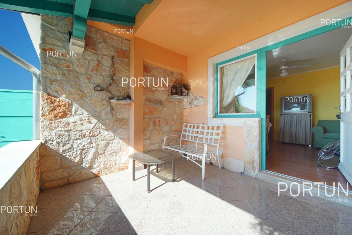 House with 3 apartments and open seaview close to the eastearn seabourne of Istria - 20787 014