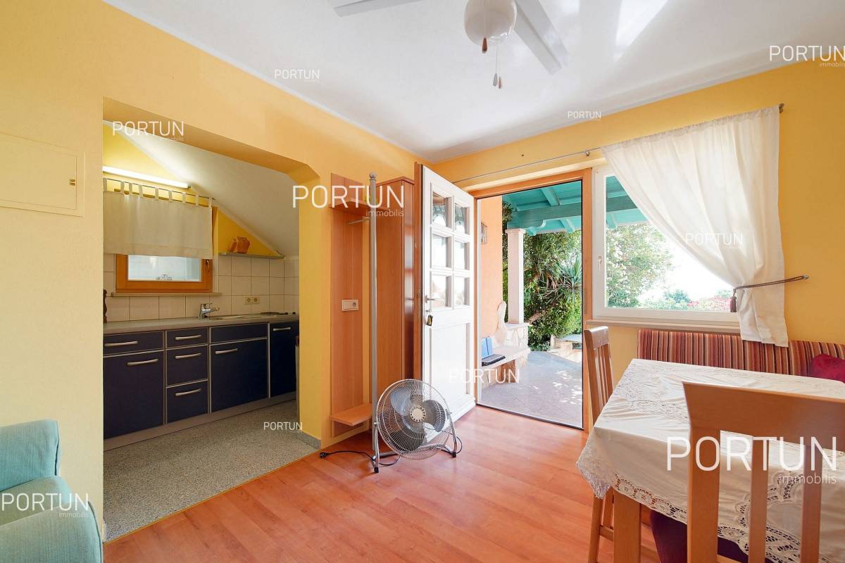 House with 3 apartments and open seaview close to the eastearn seabourne of Istria - 20787 015