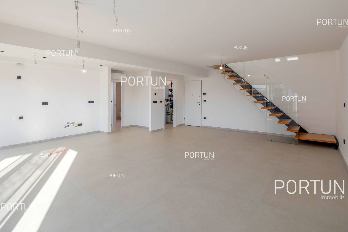 If luxury is what you seek than this is the right apartment - 10701 008