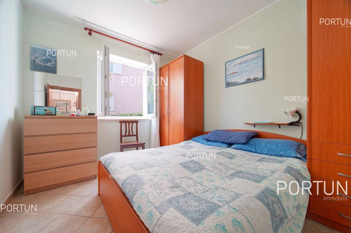 Rovinj, one bedroom flat in a quiet location near Rovinj - 10705 012