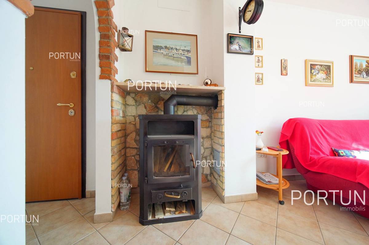 Rovinj, one bedroom flat in a quiet location near Rovinj - 10705 016