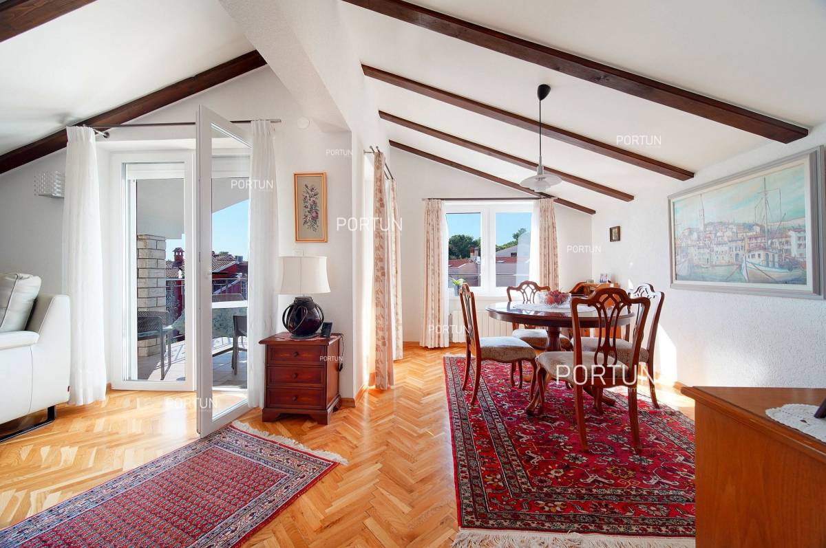 Rovinj, penthouse with seaview close to the beach - 10706 004c