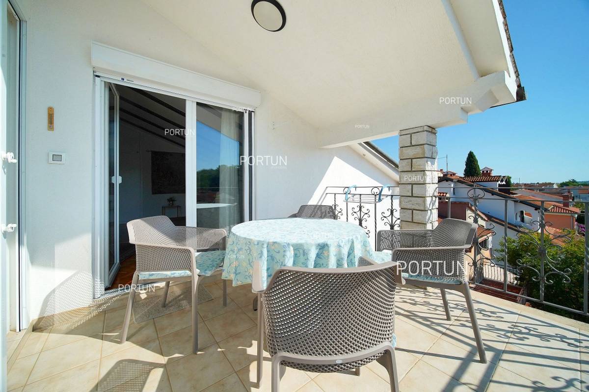 Rovinj, penthouse with seaview close to the beach - 10706 008c