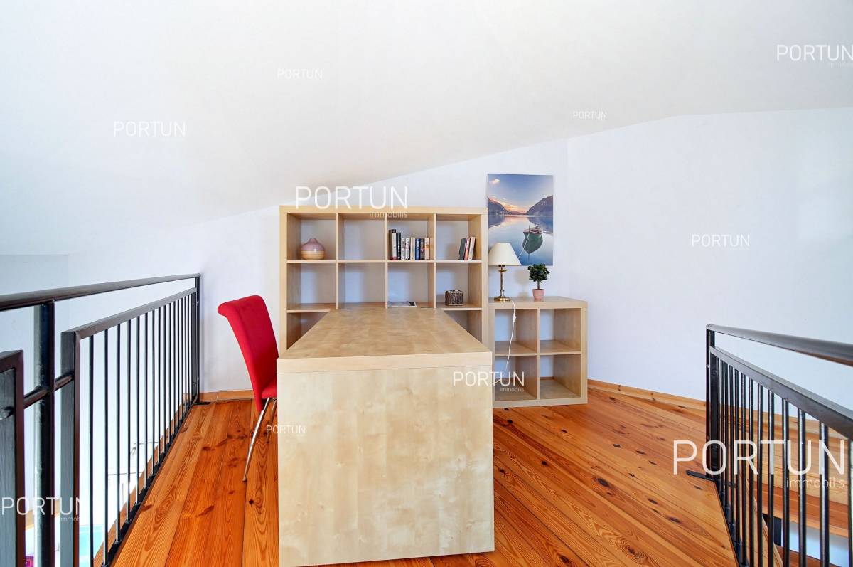 Two bedroom apartment in the quiet setting in Rovinj - 10707 018
