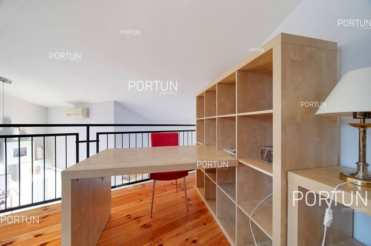 Two bedroom apartment in the quiet setting in Rovinj - 10707 019