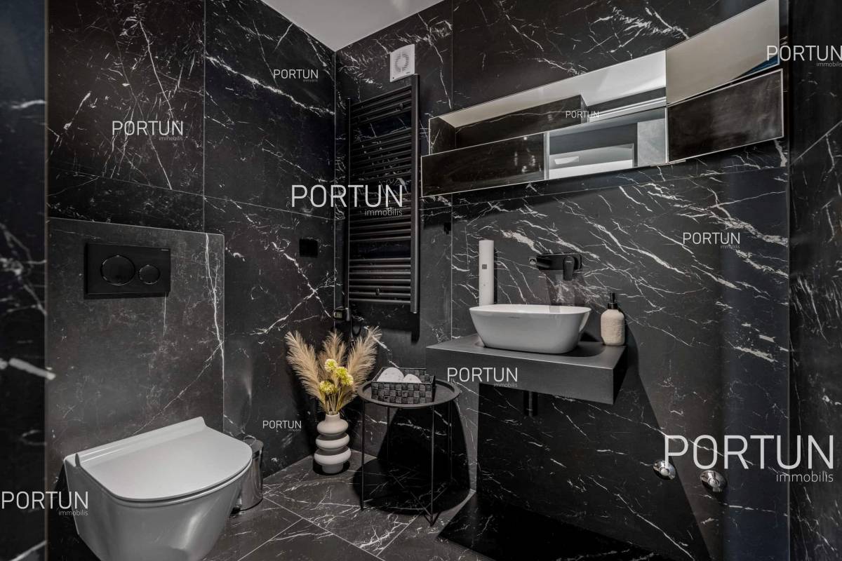 Mega luxury villa with stunning view to hills in the nothern Istria - 20783 037