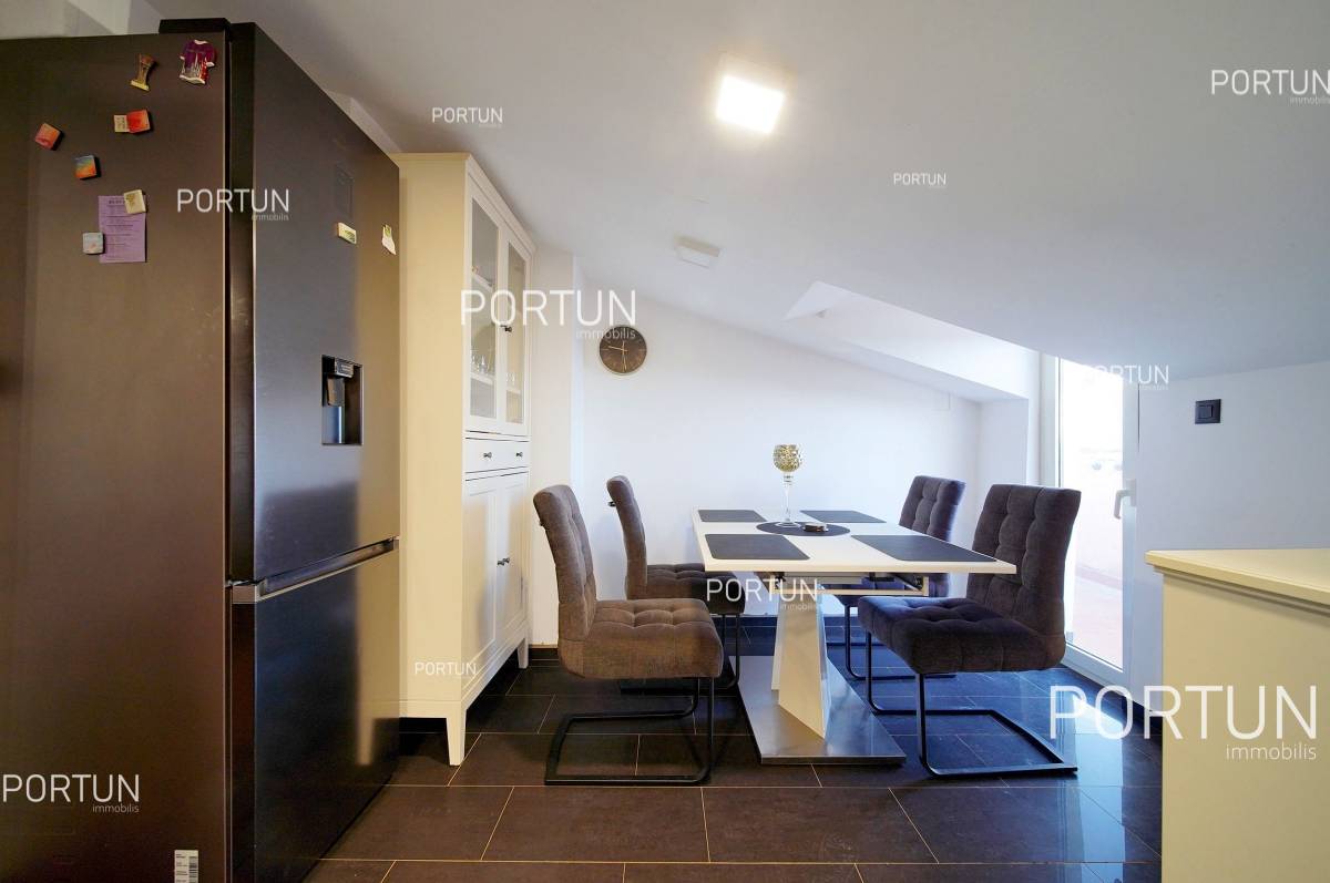 Three bedroom apartment close to Rovinj with seaview - 10713 005